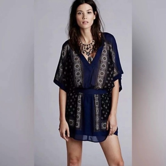 Free People Santa Cruz Mini Dress Women’s XS Blue Bandana Boho Indie Kimono - Picture 1 of 8